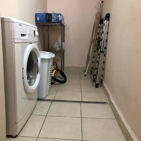 Merkez Muethis Lokasyon Ayri Mutfakli Apartment Antalya