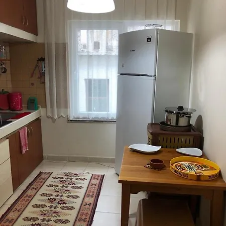 Apartment Merkez Muethis Lokasyon Ayri Mutfakli Antalya